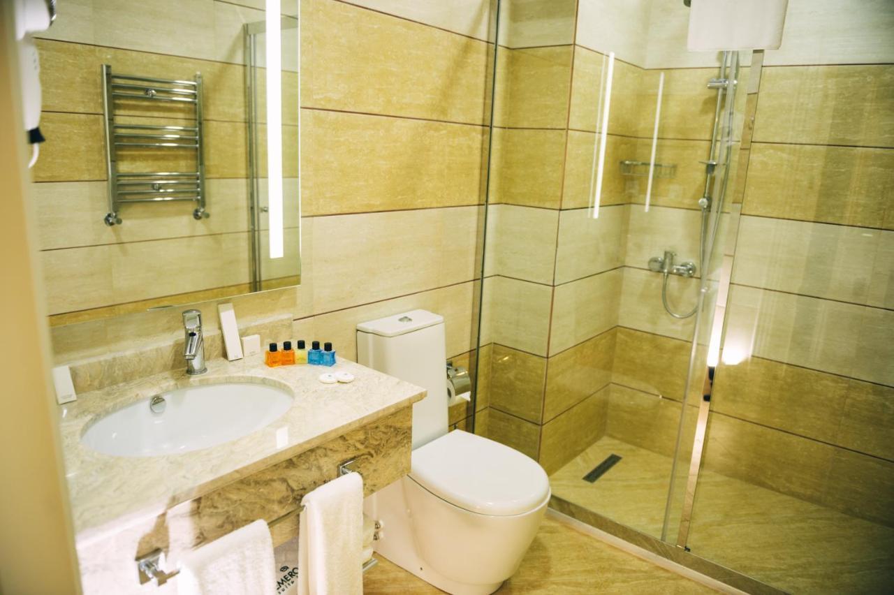 Emerald Suite Hotel Баку Екстер'єр фото