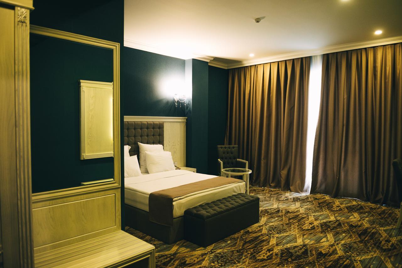 Emerald Suite Hotel Баку Екстер'єр фото