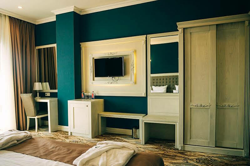 Emerald Suite Hotel Баку Екстер'єр фото