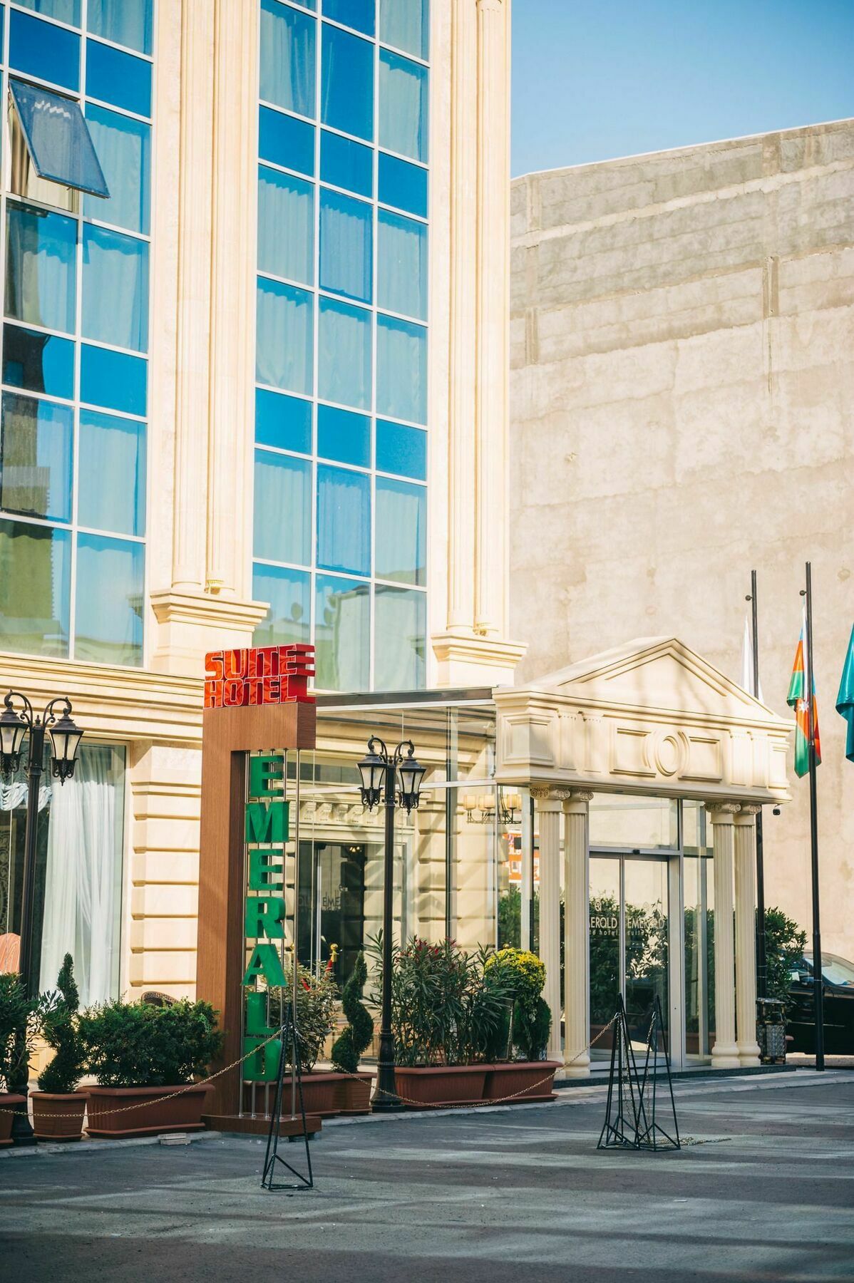 Emerald Suite Hotel Баку Екстер'єр фото