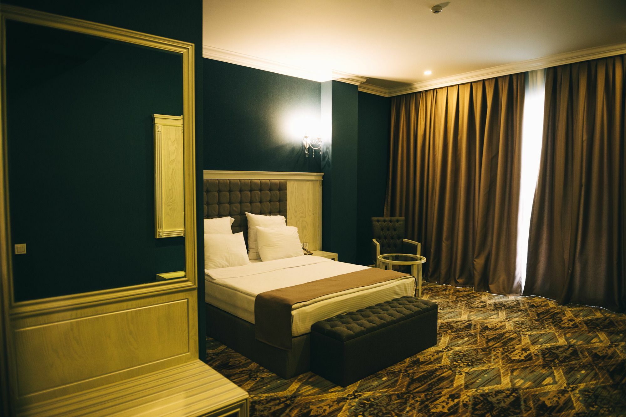 Emerald Suite Hotel Баку Екстер'єр фото